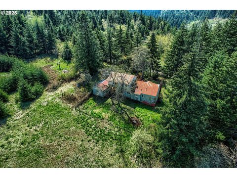 A home in Hood River