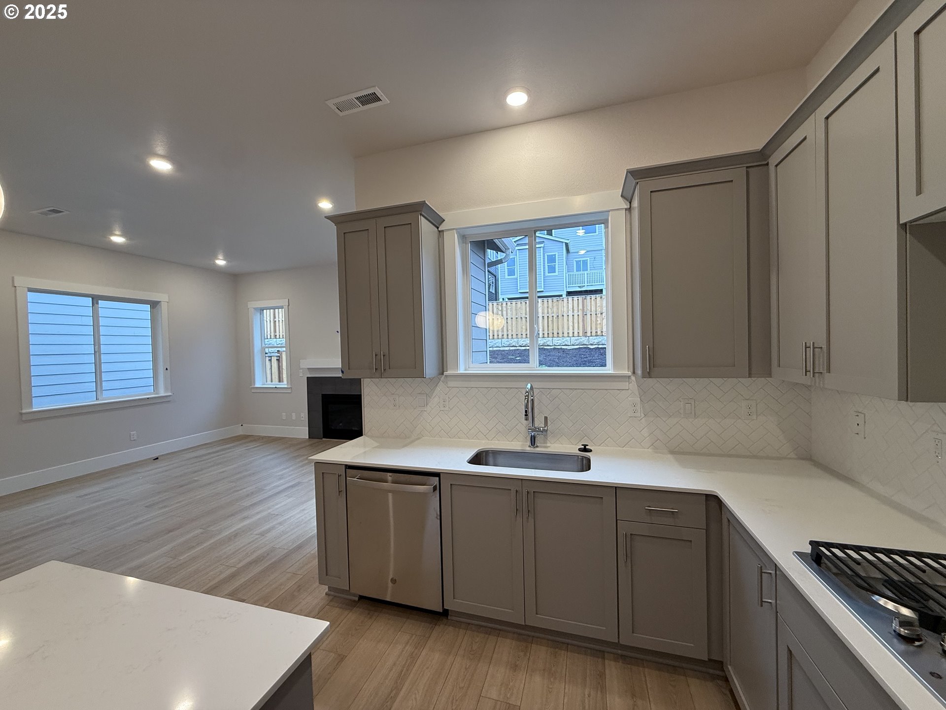 10835 SW Monashee