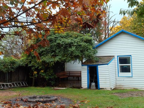 A home in Oregon City