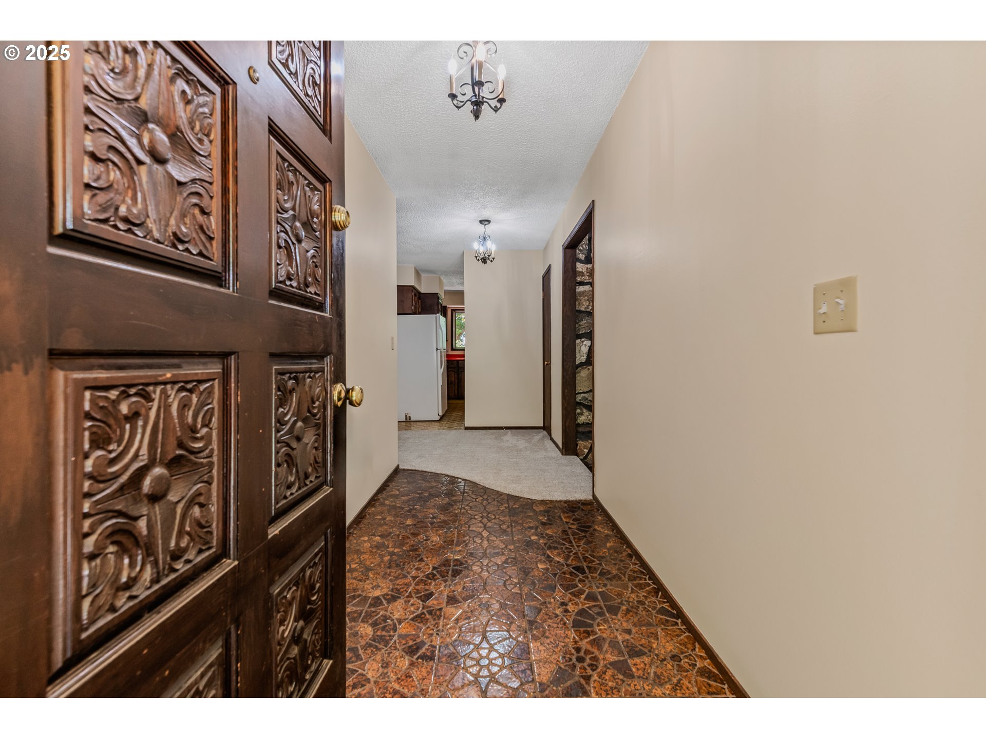 33802 E Historic Columbia R HWY