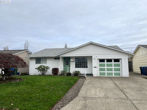 1032 STANFIELD RD Woodburn OR 97071