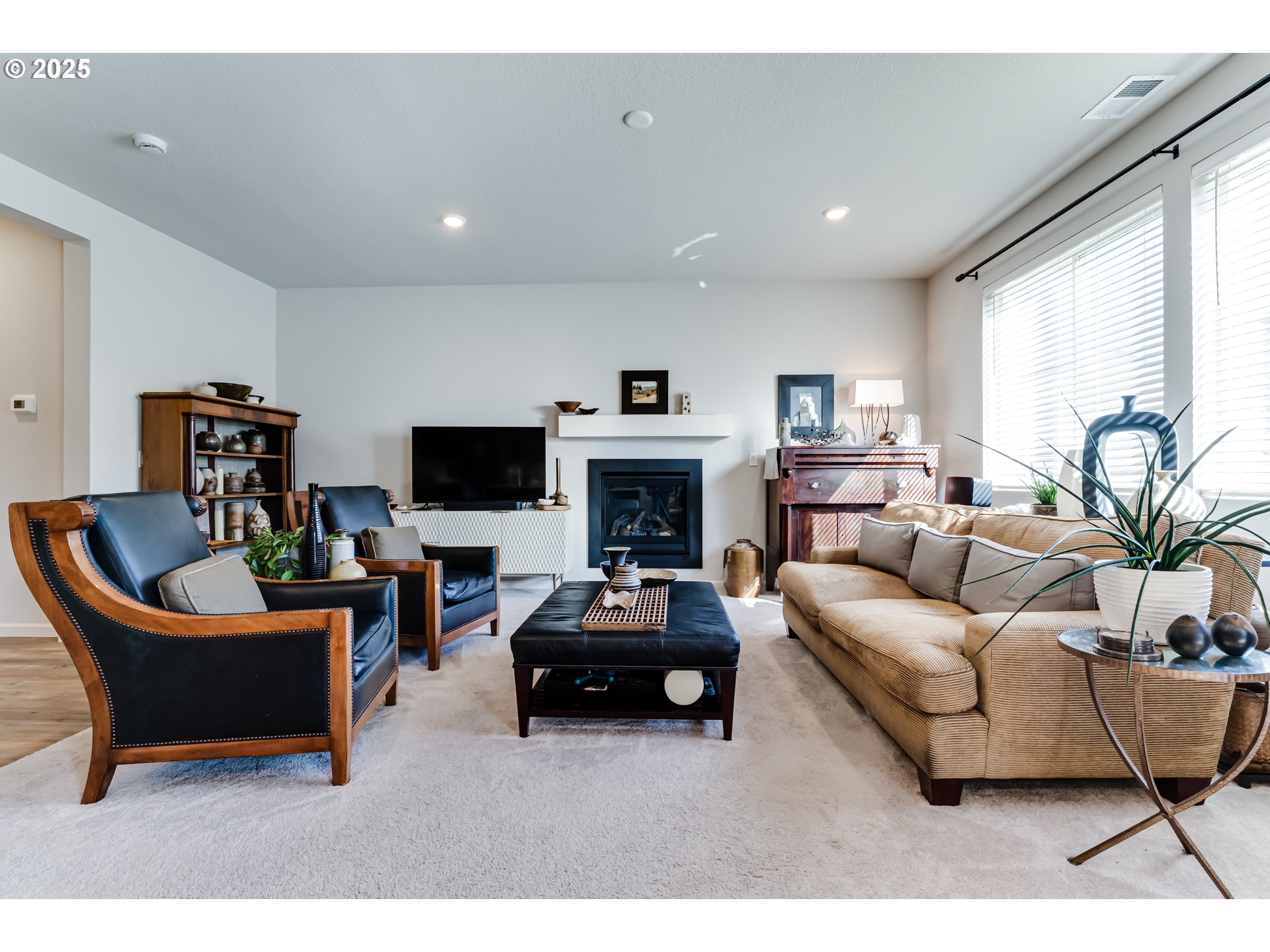 1346 ECHO VALLEY DR