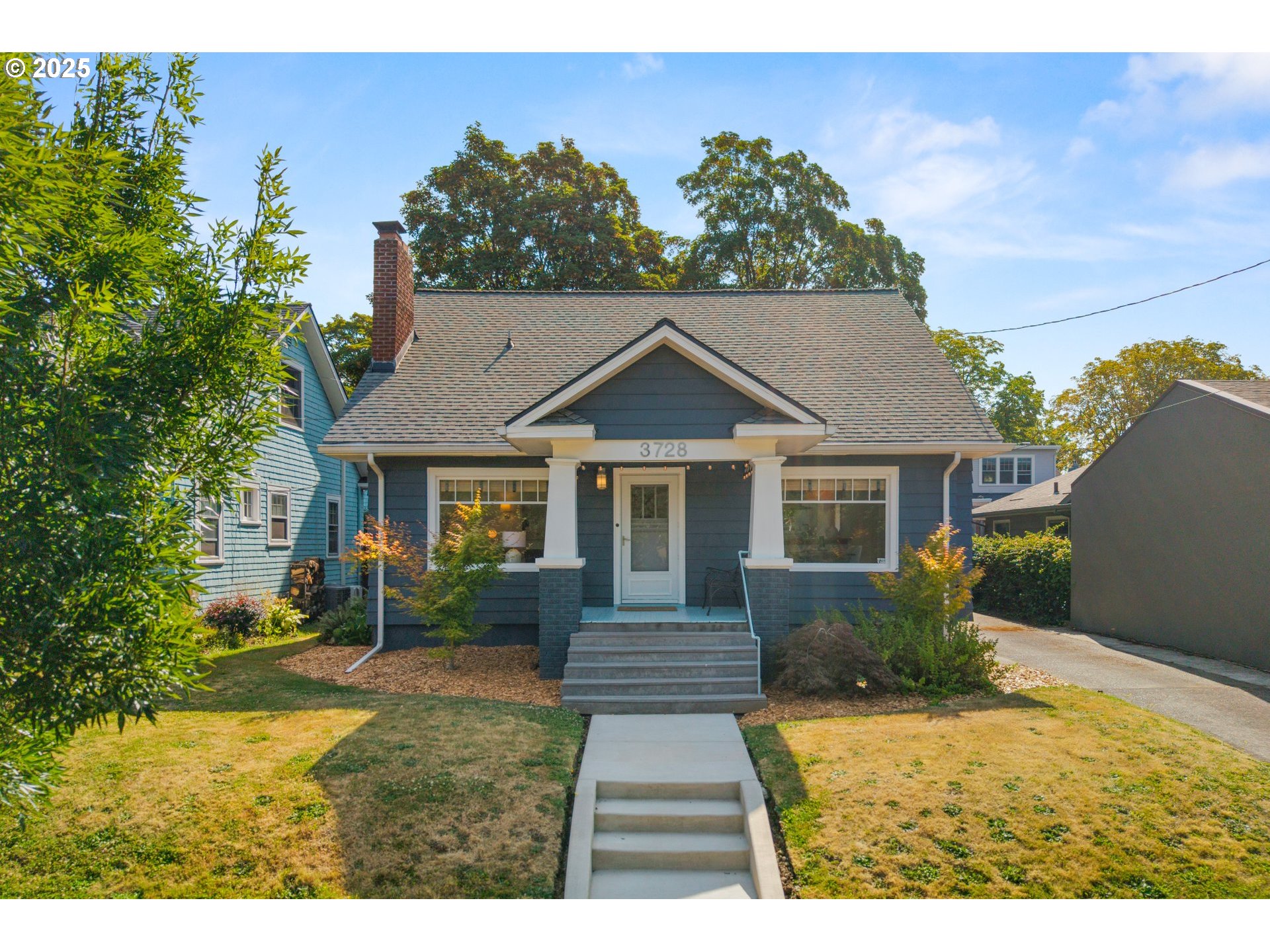 3728 NE 17TH AVE