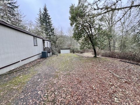 A home in Roseburg