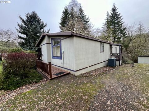 A home in Roseburg