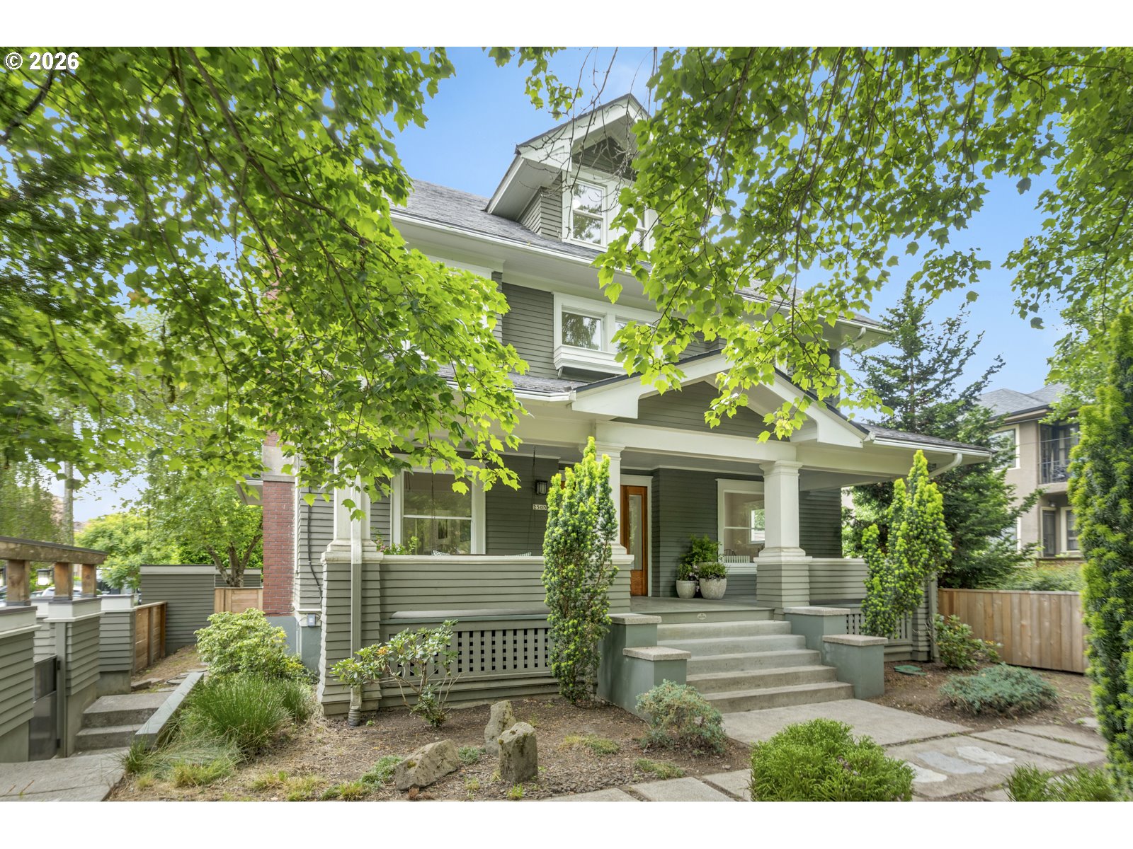 2505 NE 15TH AVE