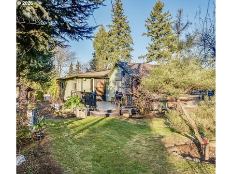 11821 SE YAMHILL ST Portland OR 97216