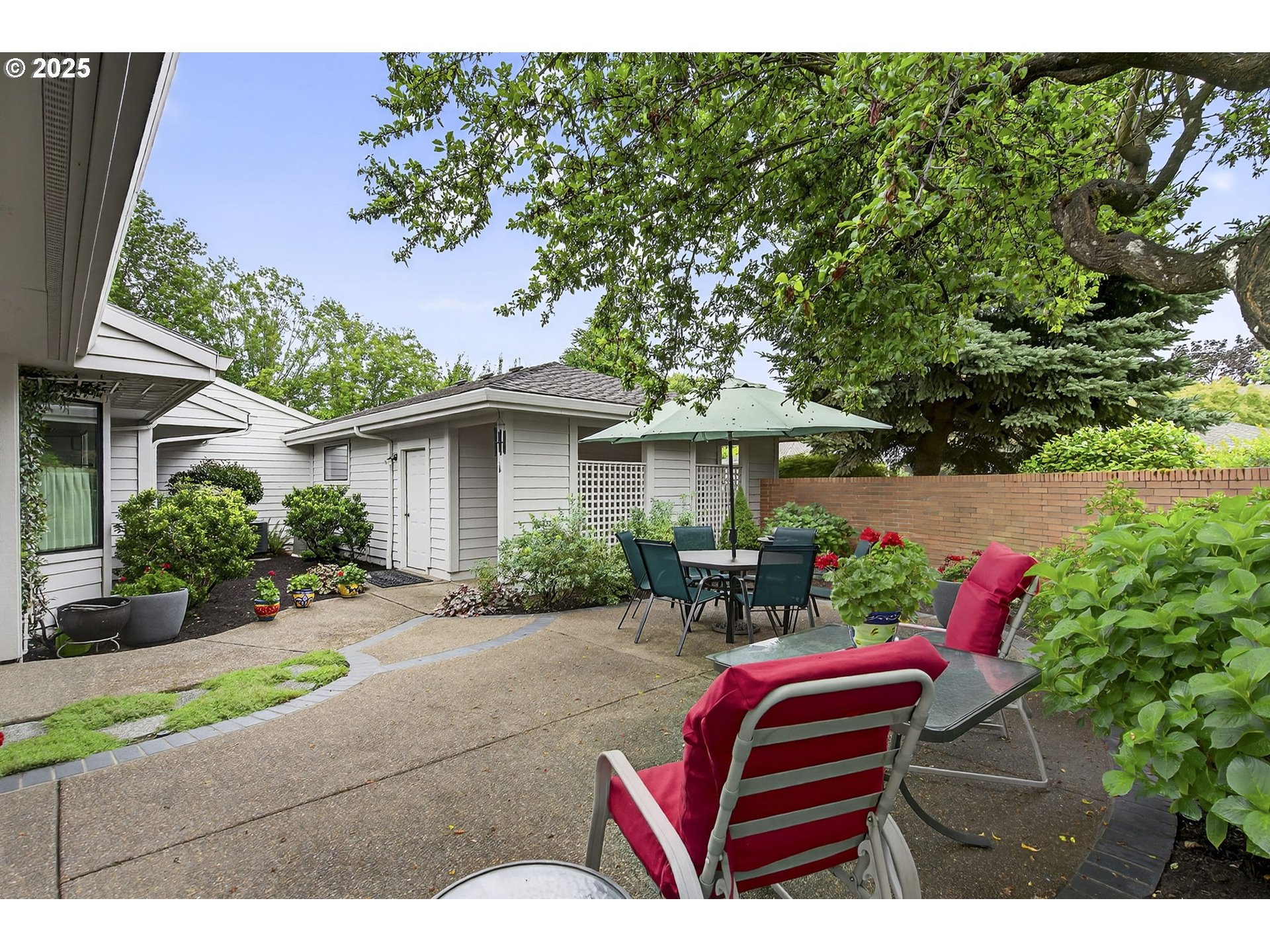 7320 SW ARBOR LAKE DR