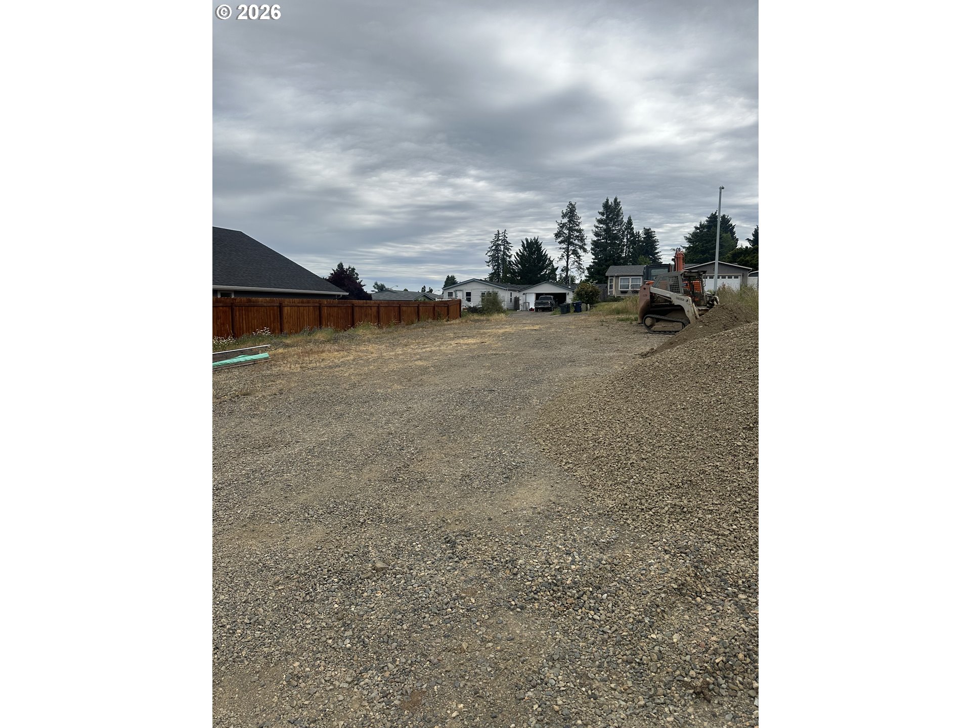 658 BOULDER LOOP