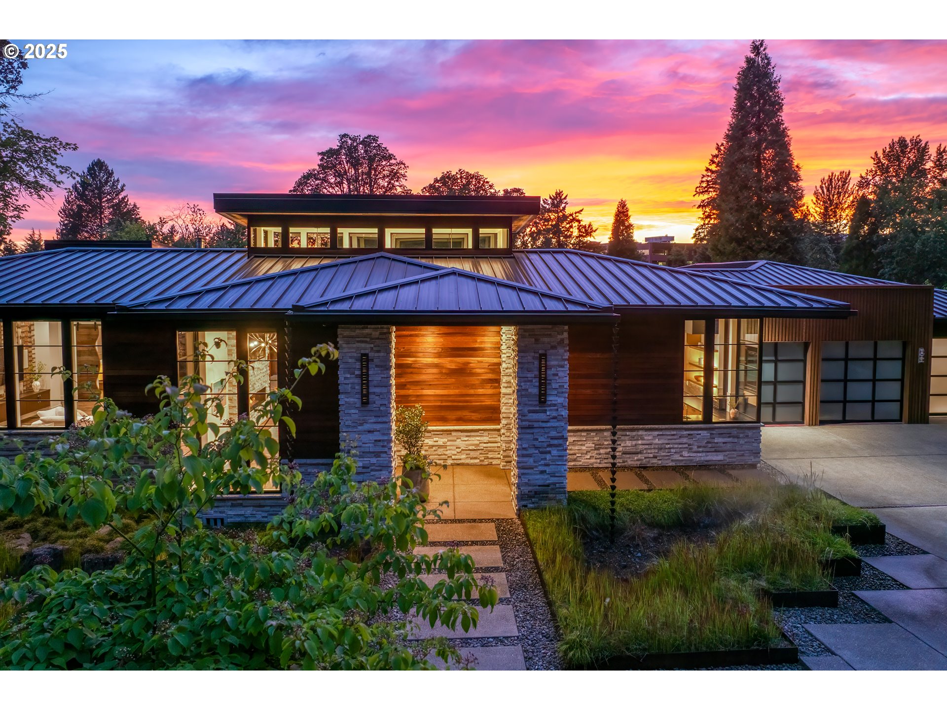 Photo 1 of 48 — 5185 CARMAN DR, Lake Oswego, OR 97035
