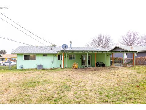 A home in Hermiston