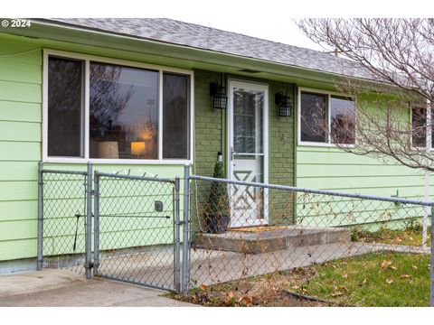 A home in Hermiston