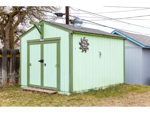 A home in Hermiston