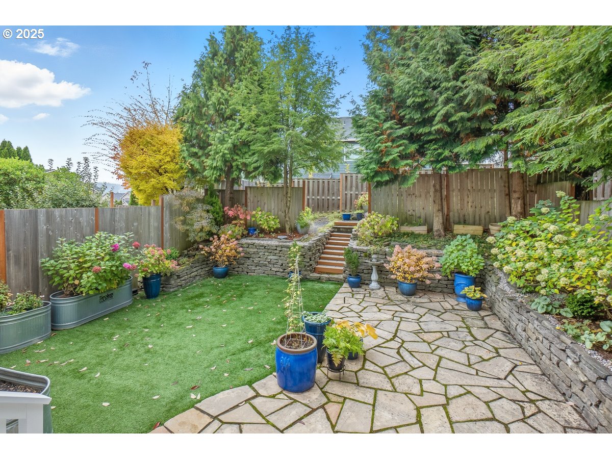 15620 SW SNOWY OWL LN