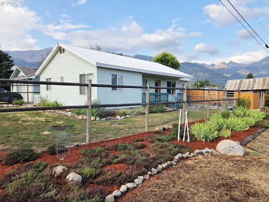 601 S LAKE ST, JOSEPH, OR 97846 - Image b2f8ea6749436161a2e93d12870e653f/1264473463