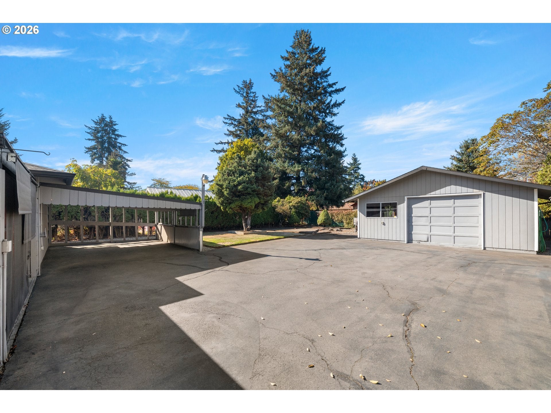 25 NE 192ND AVE