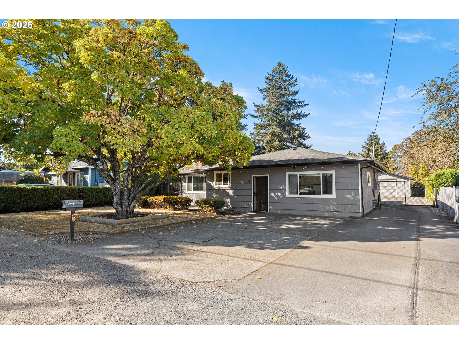 25 NE 192ND AVE