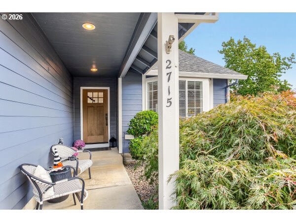 2715 HARVEST CT