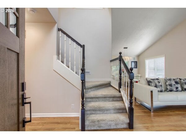 2715 HARVEST CT