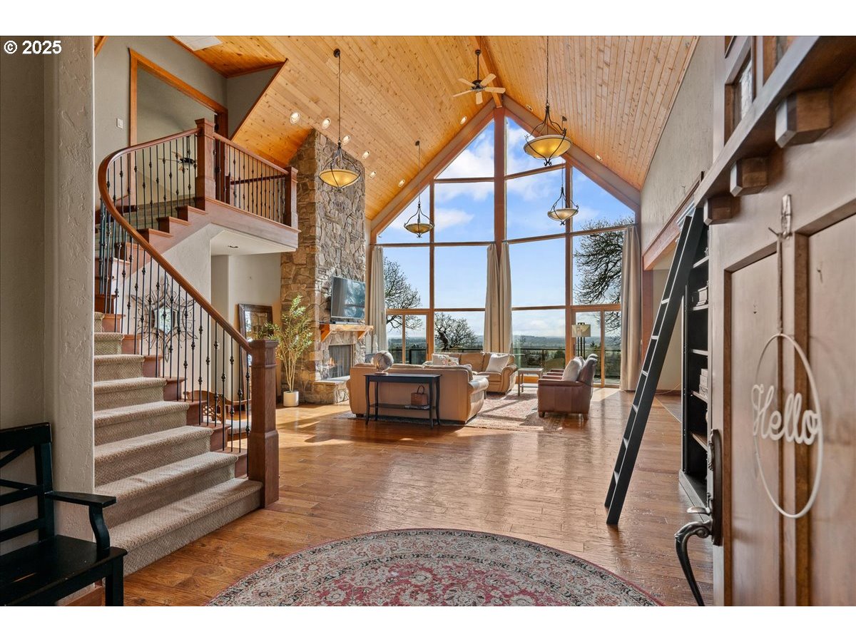 1235 ANKENY HEIGHTS LN