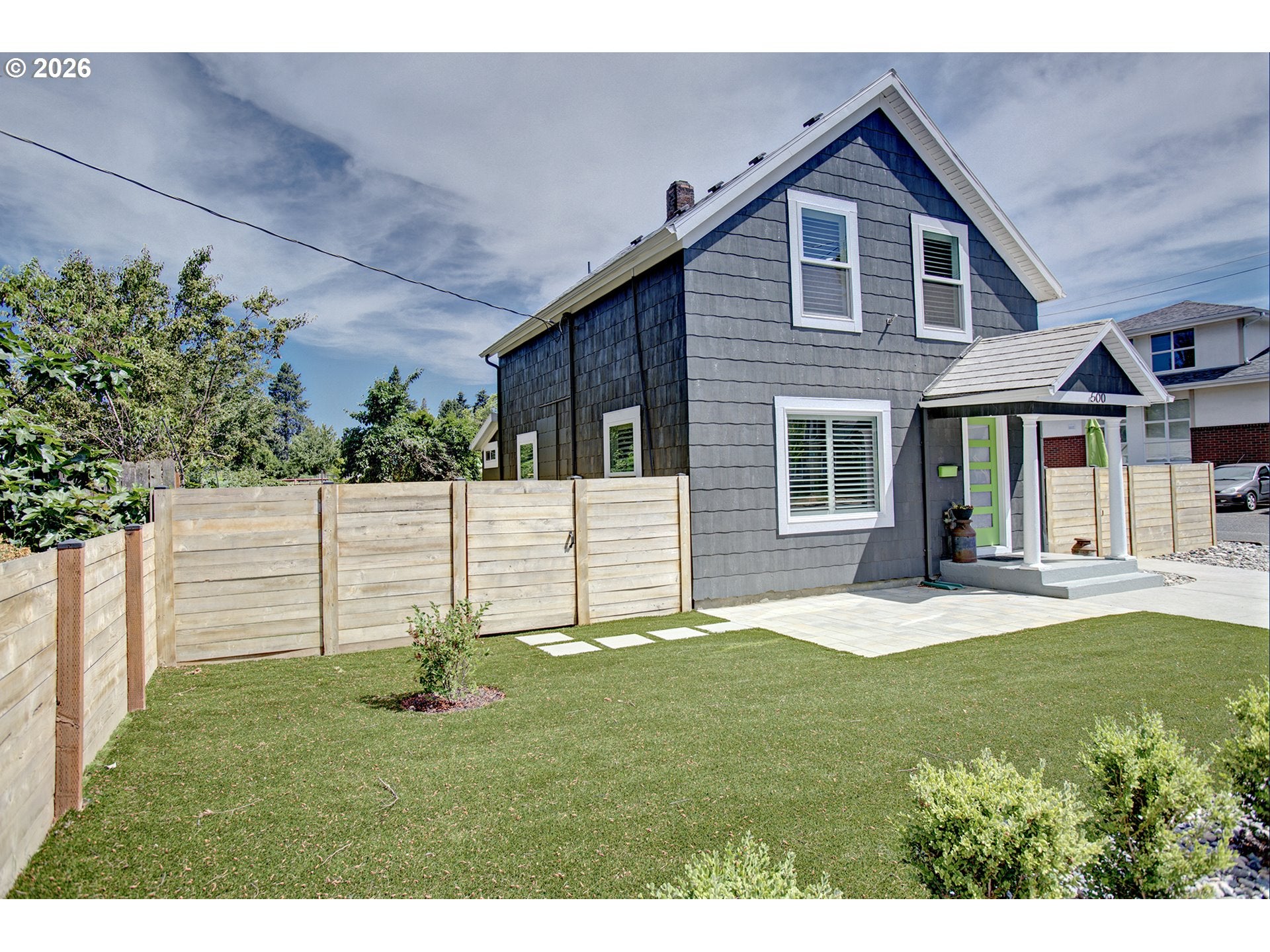 500 W MCLOUGHLIN BLVD