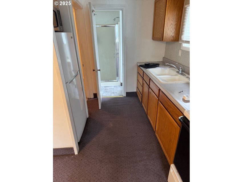 Garibaldi, Oregon 97118, United States, 1 Bedroom Bedrooms, ,1 BathroomBathrooms,Residential,Pending,79149