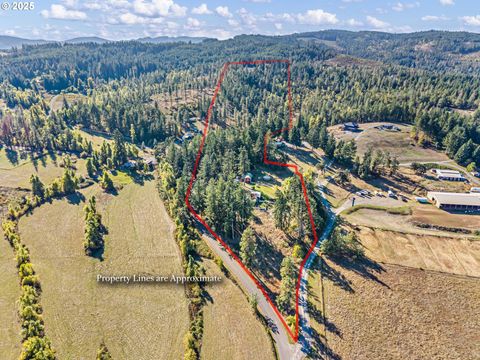 Tiny photo for 82044 Mahr Ln, Creswell, OR 97426 (MLS # 501075136)