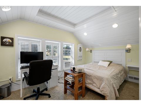 Tiny photo for 82044 Mahr Ln, Creswell, OR 97426 (MLS # 501075136)