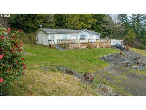 1361 PRIVATE DR Coquille OR 97423