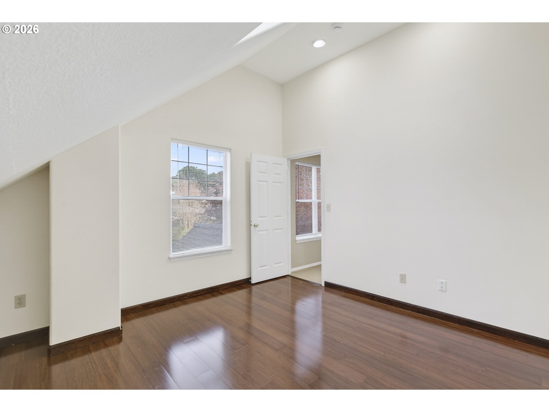 13617 NE GLENDOVEER CT