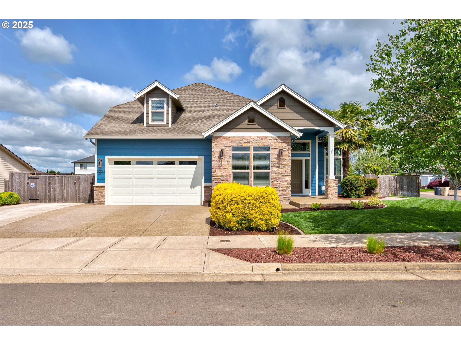 Listing image 6