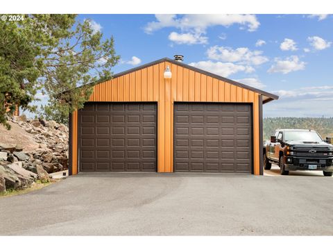 A home in Prineville