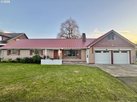 144 BRIARCLIFF DR Eugene OR 97404