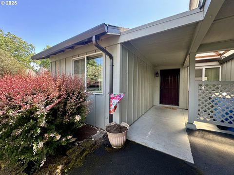 1009 NW 135TH ST A Vancouver WA 98685