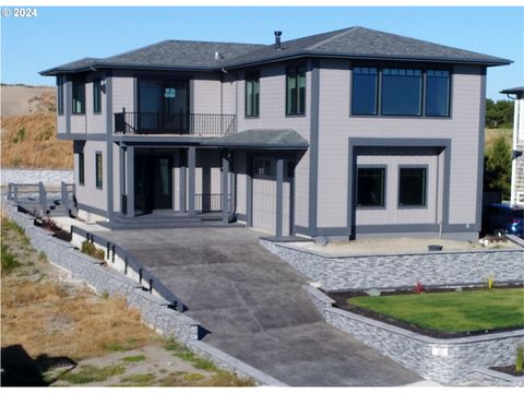 A home in Bandon