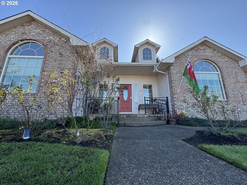 1256 Frogs Leap LN Eugene OR 97404