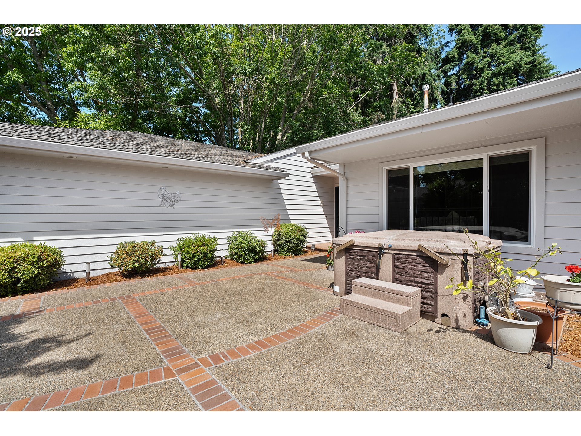 7250 SW ARBOR LAKE DR