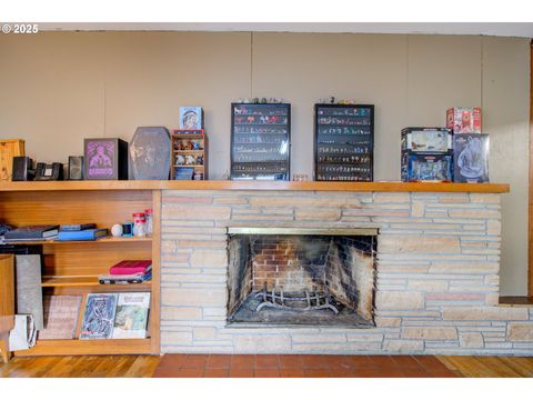 A home in Roseburg