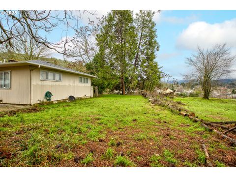 A home in Roseburg