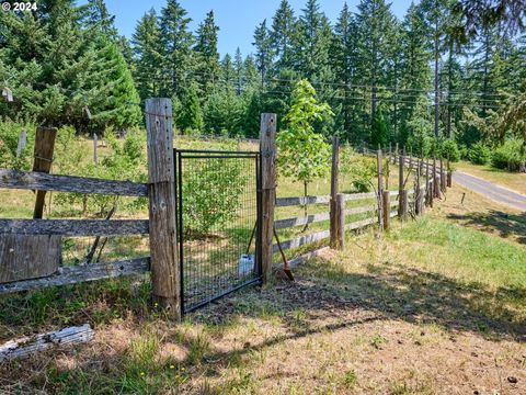 A home in Yamhill