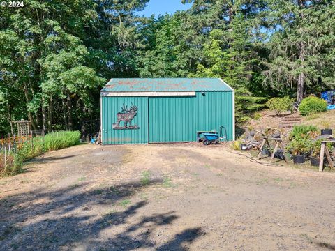 A home in Yamhill