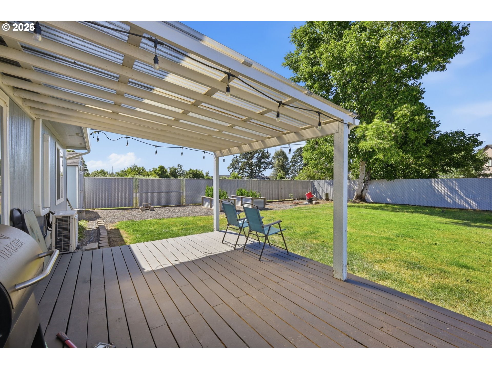 1924 W 10TH AVE