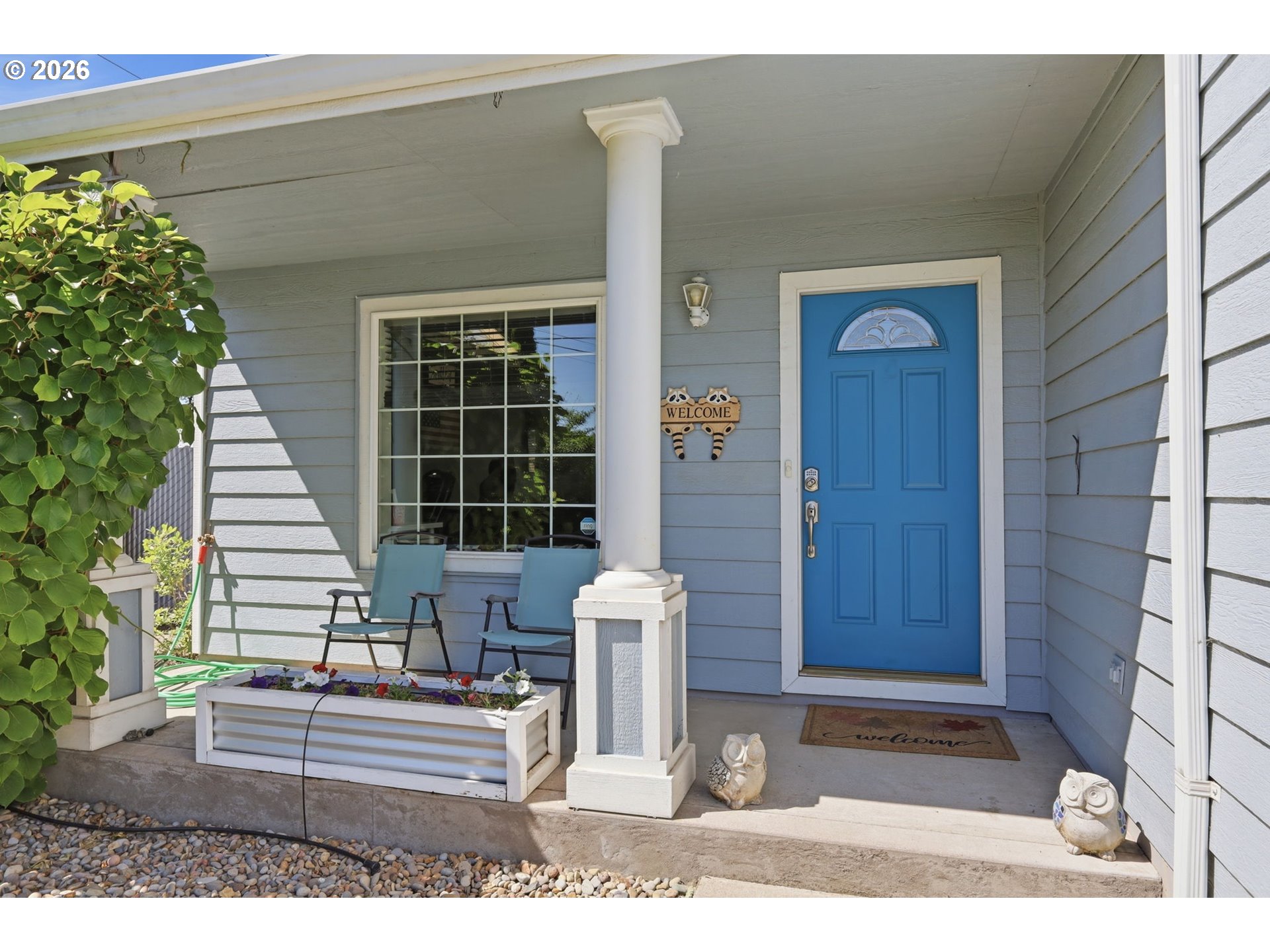 1924 W 10TH AVE