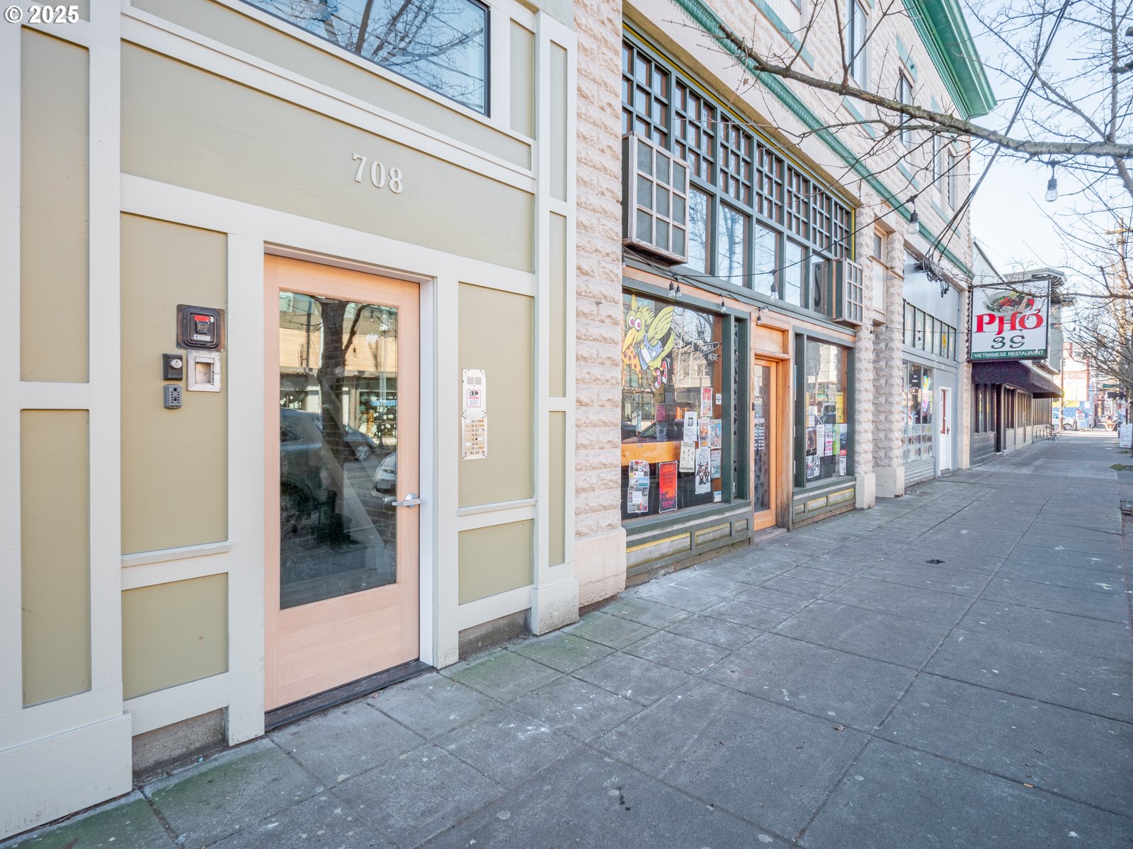 708 N KILLINGSWORTH ST 7