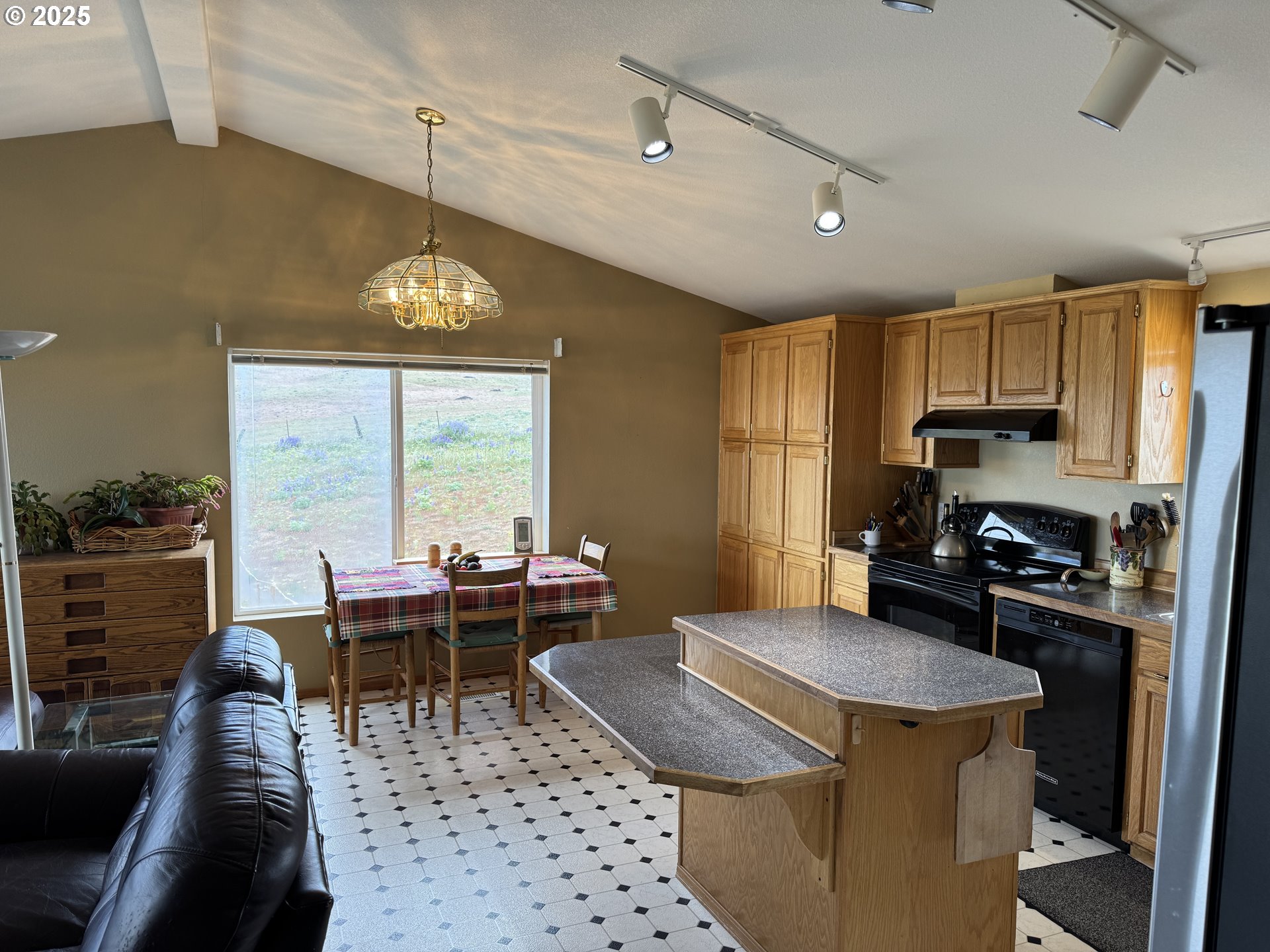 708 DOOLEY RD