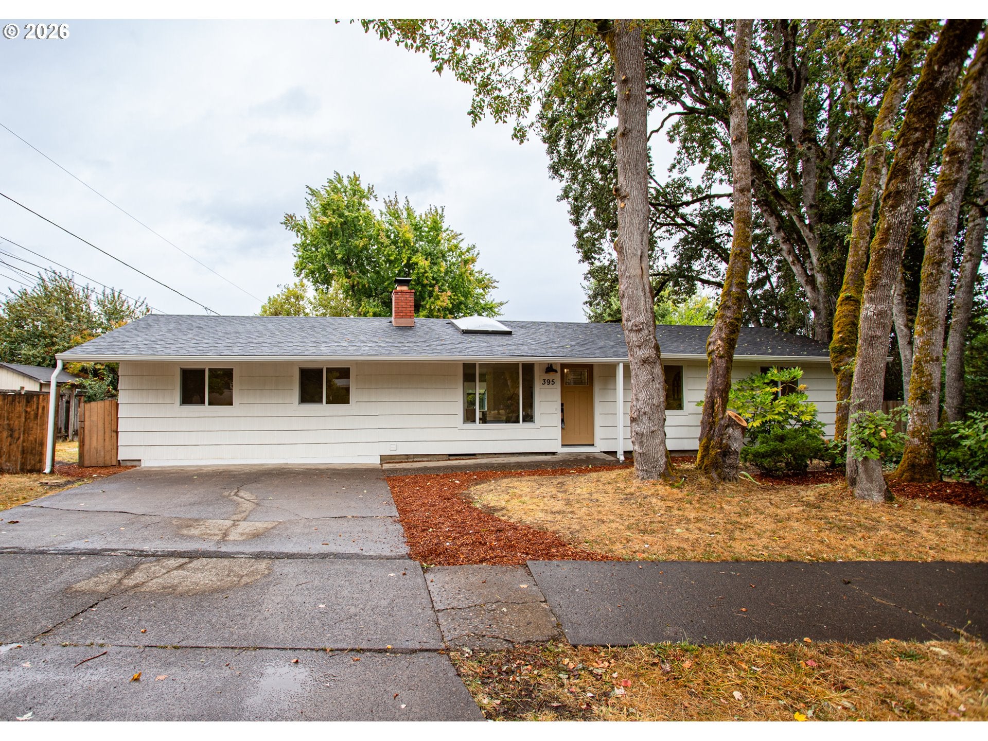 395 E 46TH AVE