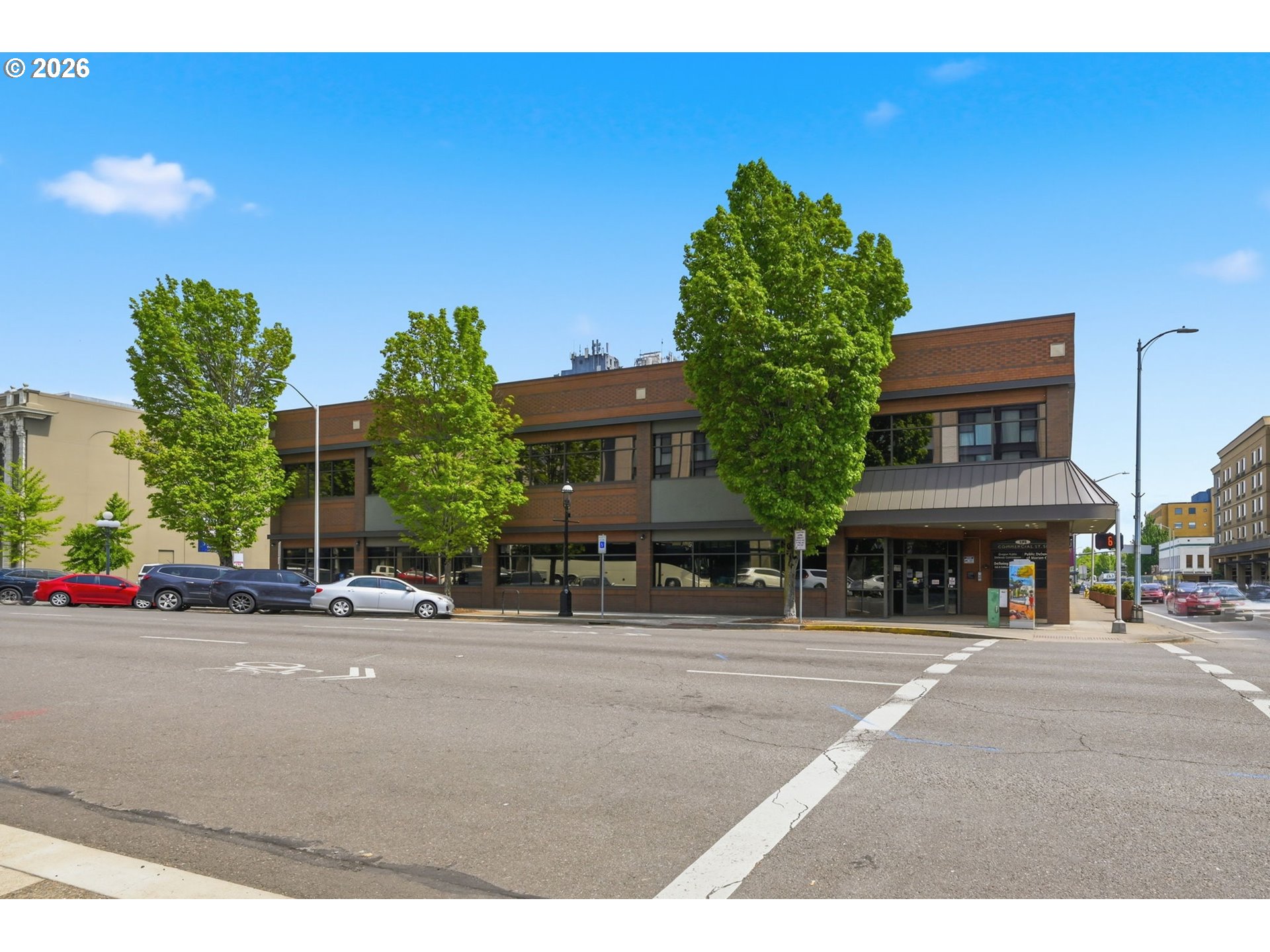 198 COMMERCIAL ST
