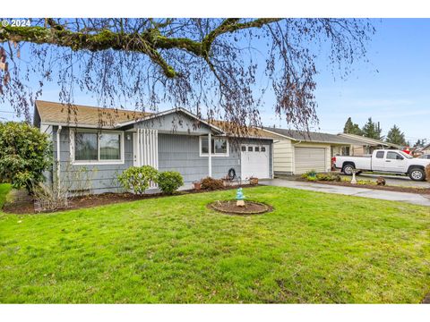 A home in Woodburn