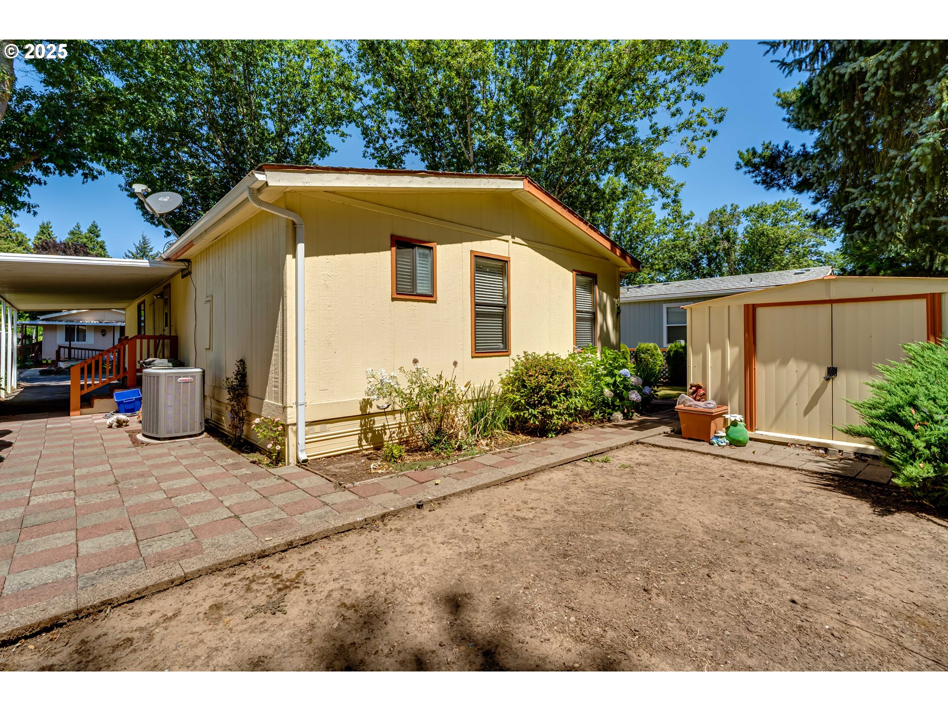 1475 GREEN ACRES RD 06