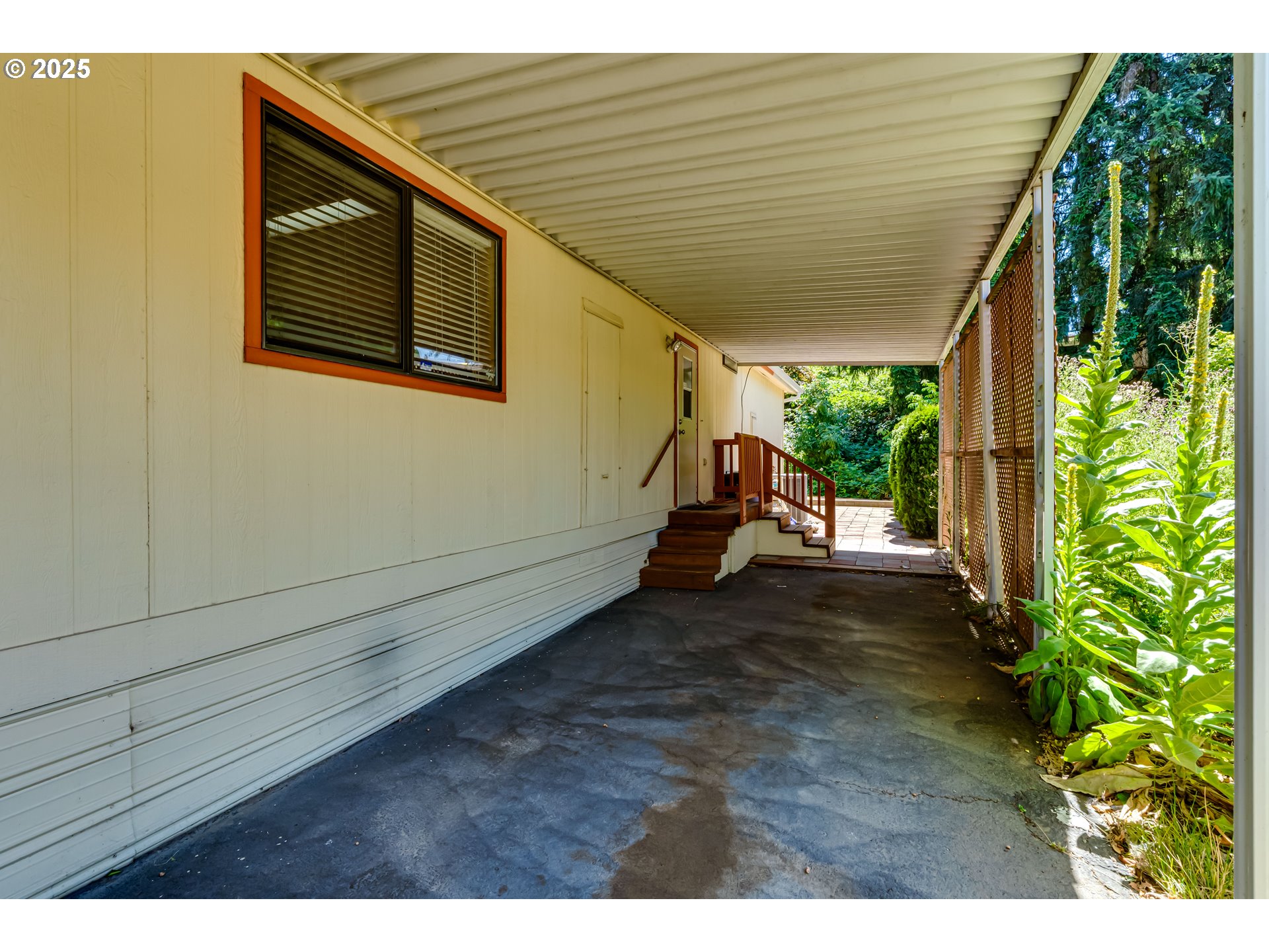 1475 GREEN ACRES RD 06